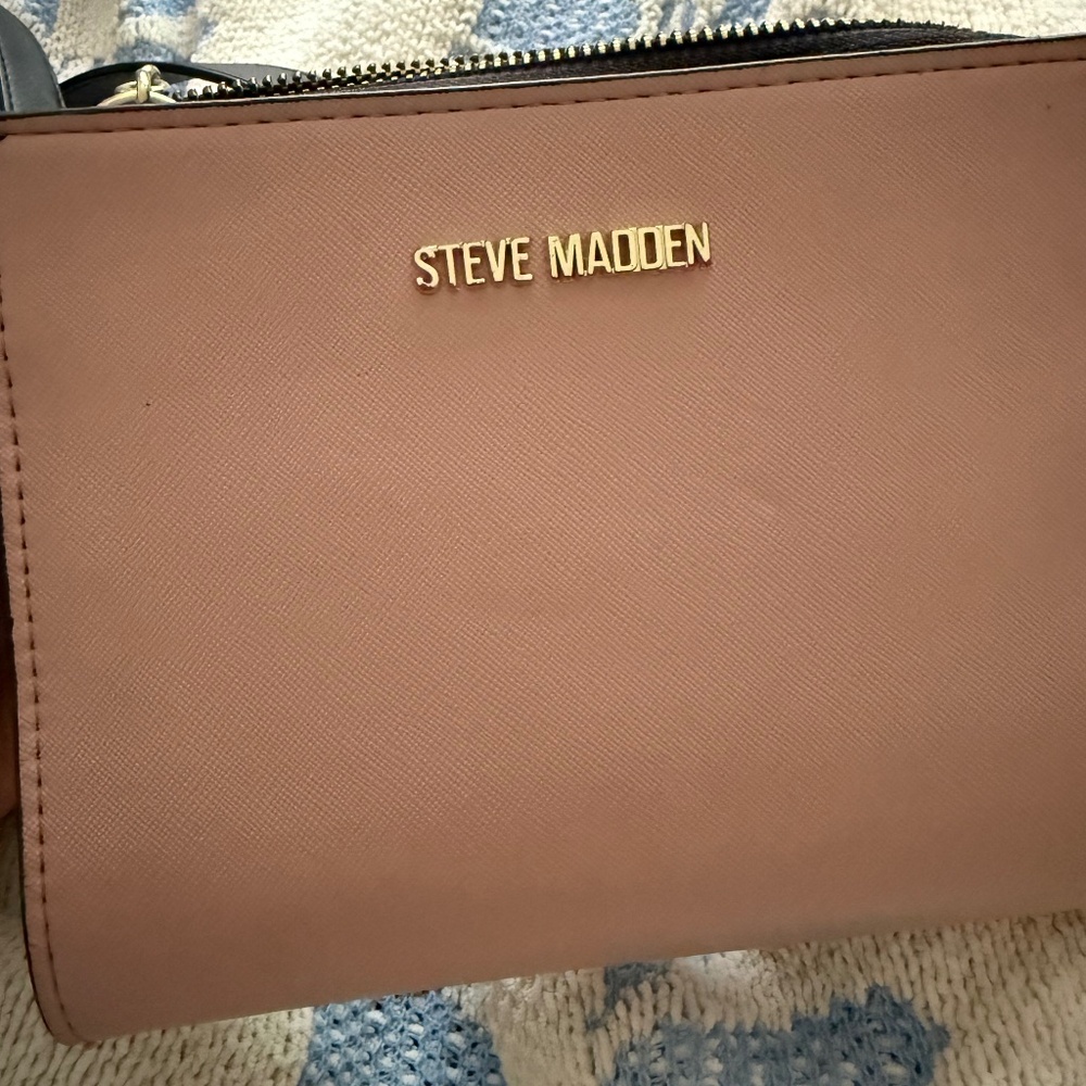 Steve Madden crossbody | blush pink